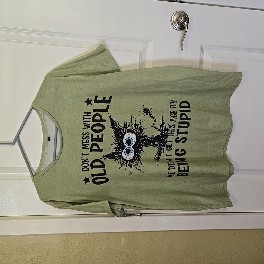 Don't Mess With Old People T-Shirt 2x